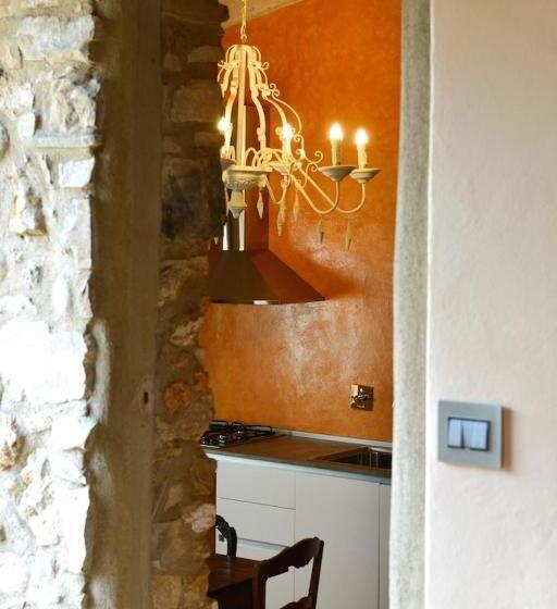 آپارتمان 1 خوابه با تراس, Agriturismo C'era Una Volta