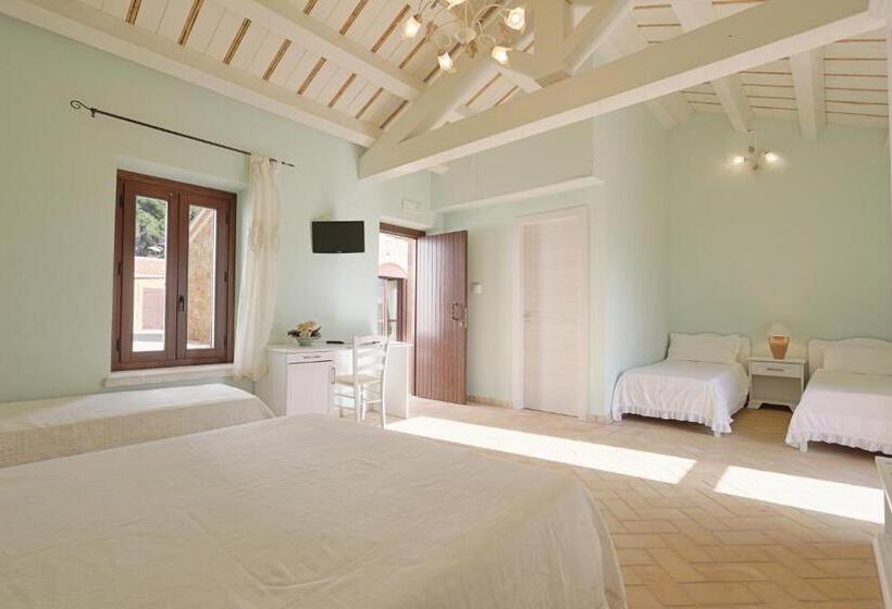 اتاق خانوادگی, Agriturismo Feudo Muxarello