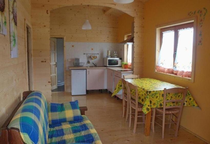 کلبه ییلاقی سوپریور یک خوابه, Agriturismo Il Timo