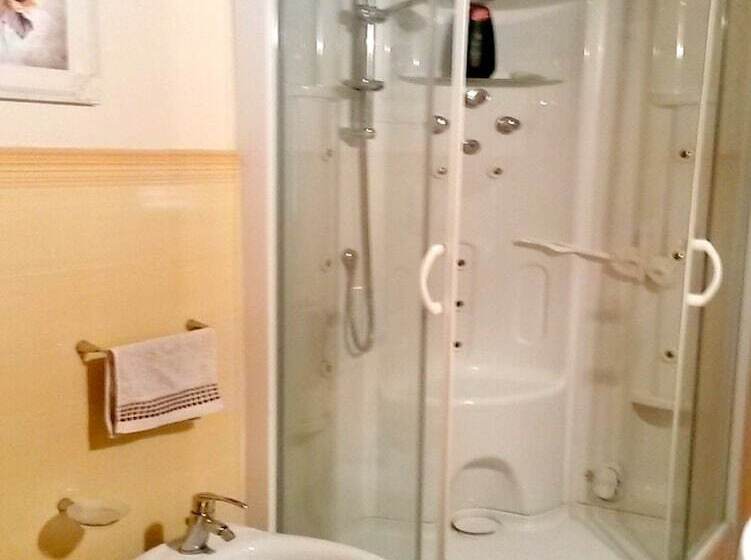 اتاق استاندارد, I Faraglioni Comfort Rooms