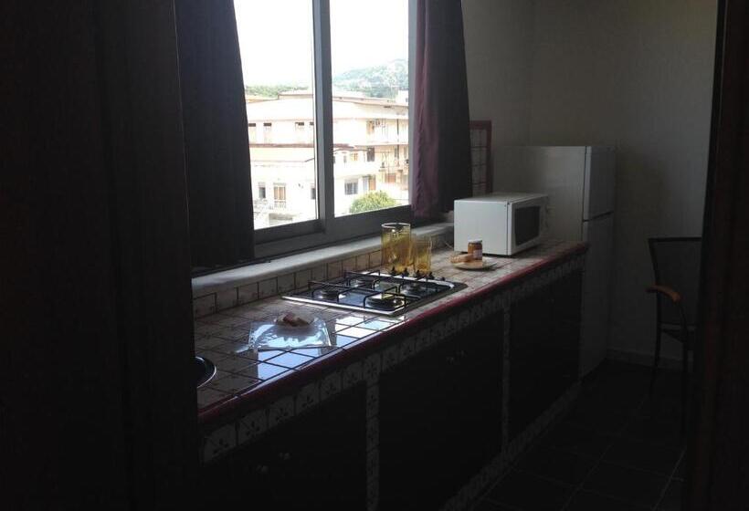 آپارتمان 1 خوابه با تراس, Residence Mareblu