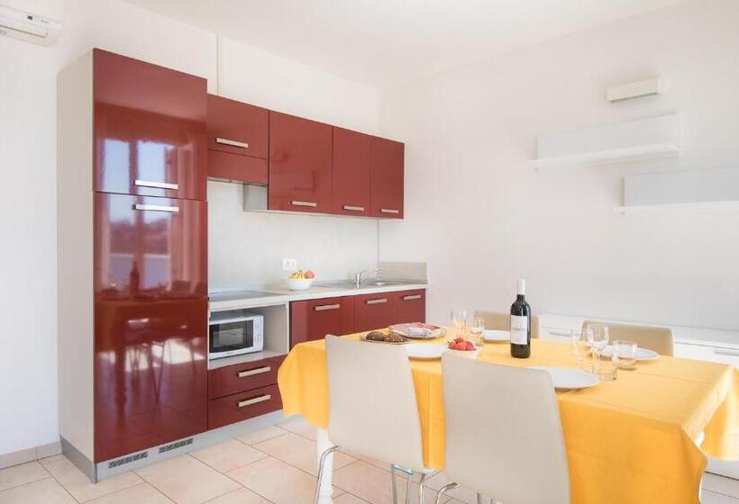 آپارتمان 1 خوابه با چشم‌انداز دریا, Residence Marina Salivoli