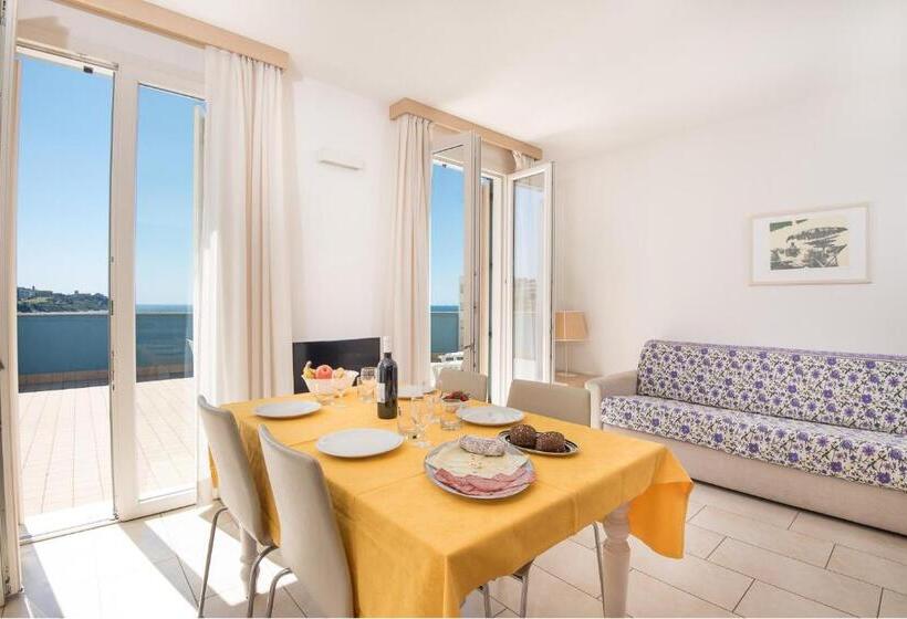 آپارتمان 1 خوابه با چشم‌انداز دریا, Residence Marina Salivoli