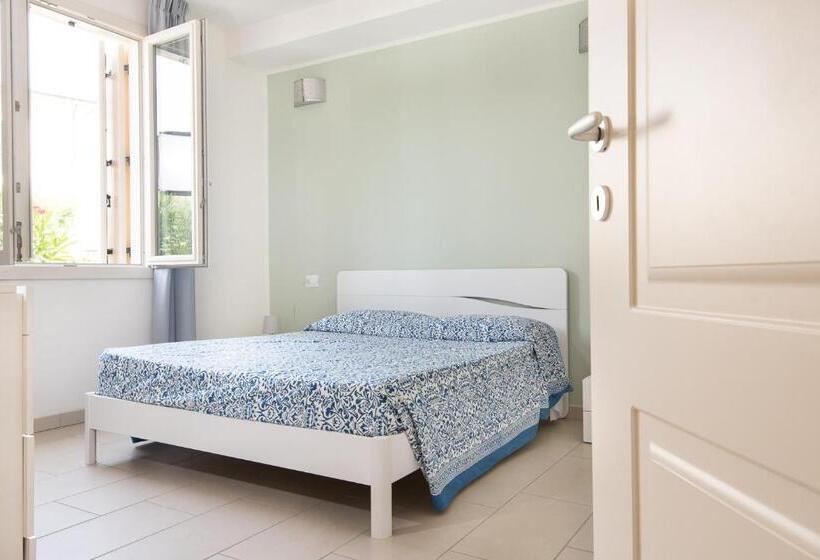 آپارتمان 2 خوابه با بالکن, Residence Marina Salivoli