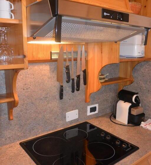 آپارتمان 1 خوابه با بالکن, Apartments Antares