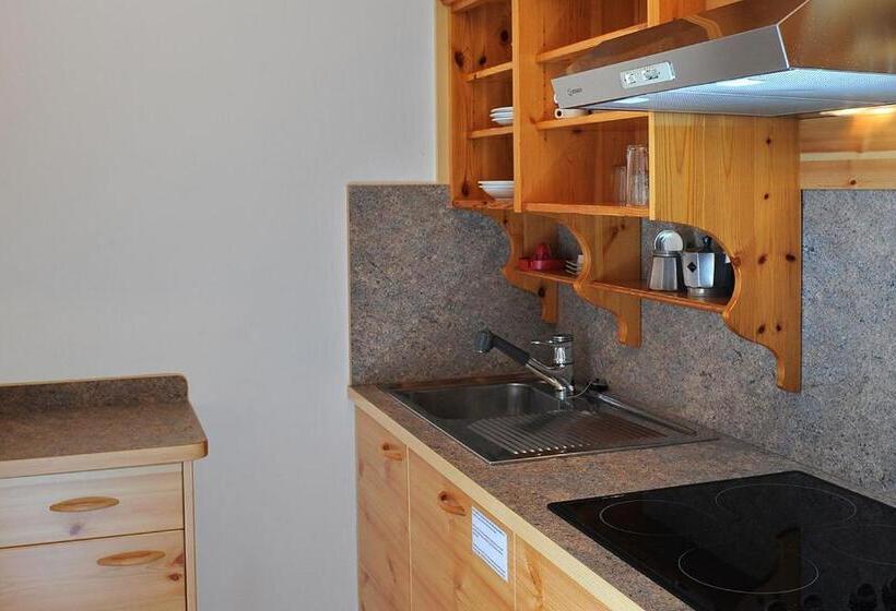 آپارتمان 1 خوابه با بالکن, Apartments Antares