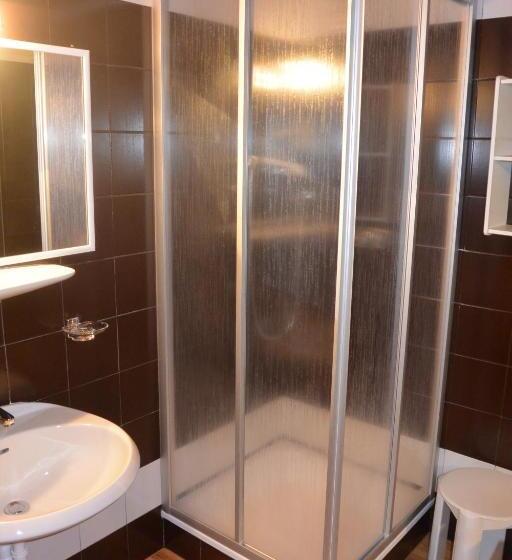 آپارتمان 2 خوابه با بالکن, Apartments Antares