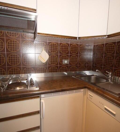 آپارتمان 1 خوابه با بالکن, Apartments Residence Alta Badia