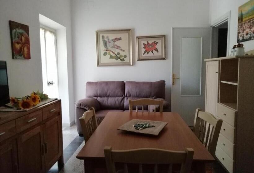 آپارتمان 2 خوابه, Agriturismo La Genziana