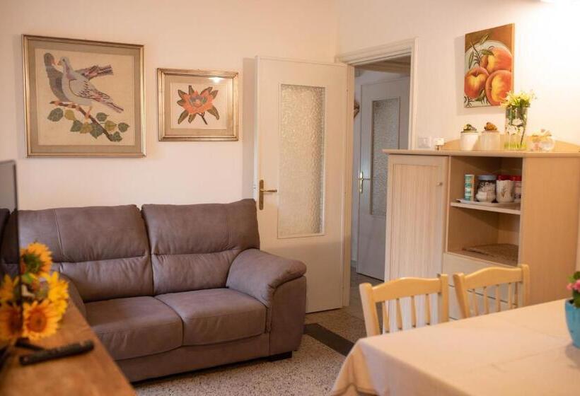 آپارتمان 2 خوابه, Agriturismo La Genziana
