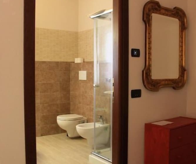 اتاق استاندارد سه نفره, Cascina Bosco Gerolo