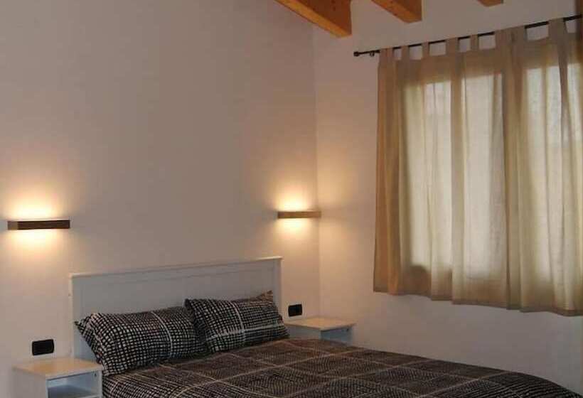 اتاق استاندارد چهار تخته, Cascina Bosco Gerolo
