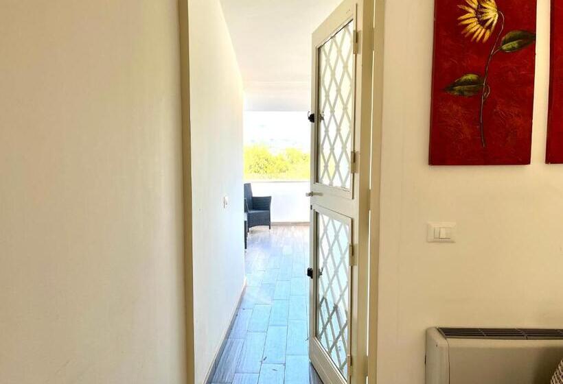 اتاق استاندارد سه نفره, Pescheto Tenuta Chimenti