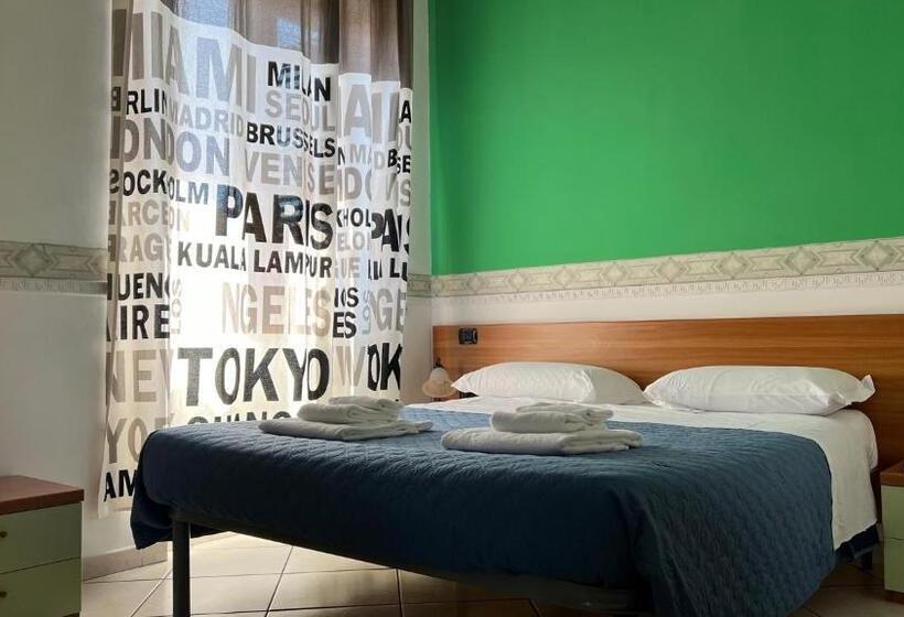Economy Triple Room, Villa Flora