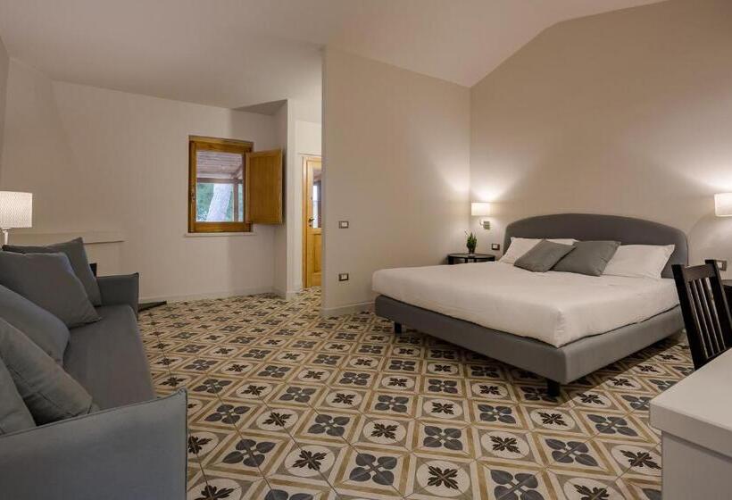 اتاق استاندارد سه نفره, Masseria Agriturismo Torre Di Albidona