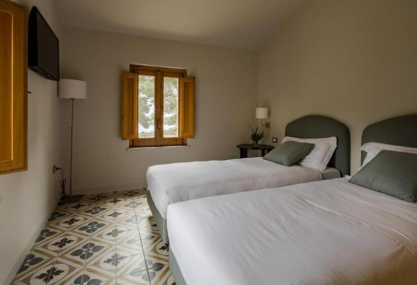 سوییت خانوادگی, Masseria Agriturismo Torre Di Albidona