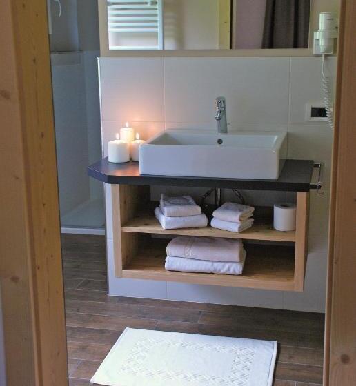 اتاق استاندارد یک نفره, Monti Pallidi B&b Apartments