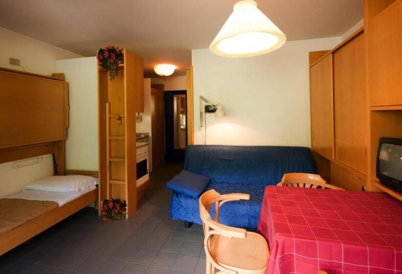 استودیوی استاندارد, Residence Campolongo
