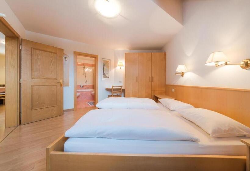 آپارتمان عادی 1 خوابه, Residence Chalet Pinis