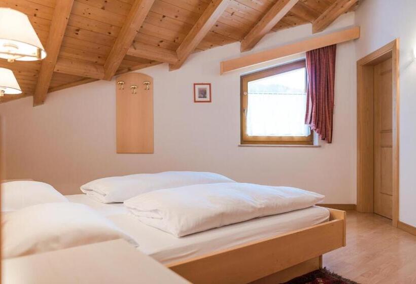 آپارتمان 2 خوابه, Residence Chalet Pinis