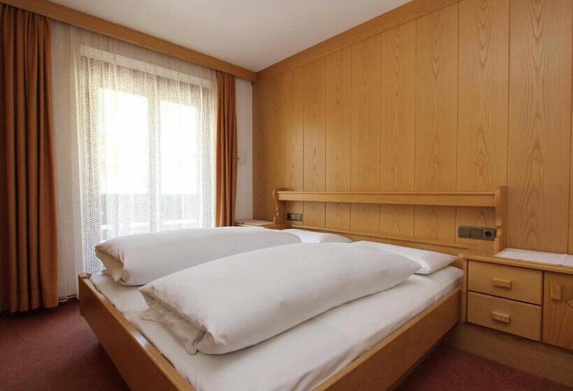 آپارتمان 1 خوابه, Residence Rottonara