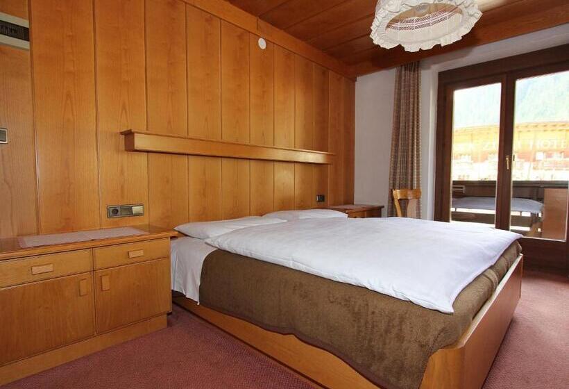 استودیوی استاندارد, Residence Rottonara