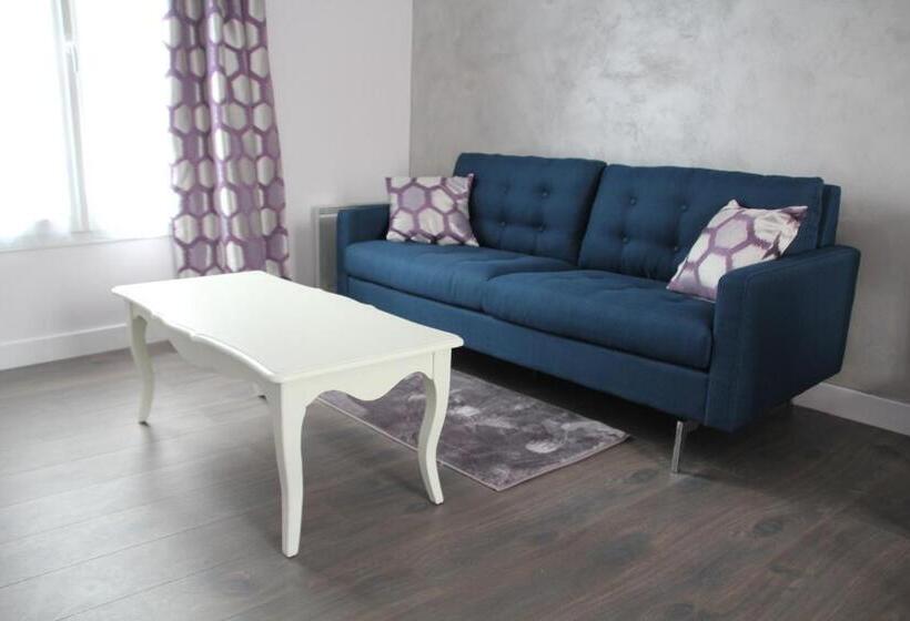 استودیوی سوپریور, Cosy Apparts Suresnes La Défense
