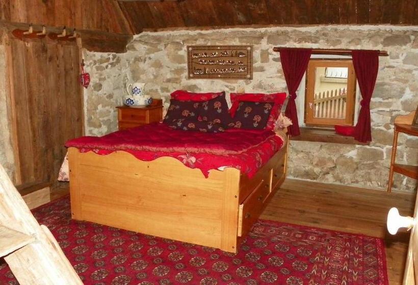 سوییت خانوادگی, Gite Du Bois De L'ours