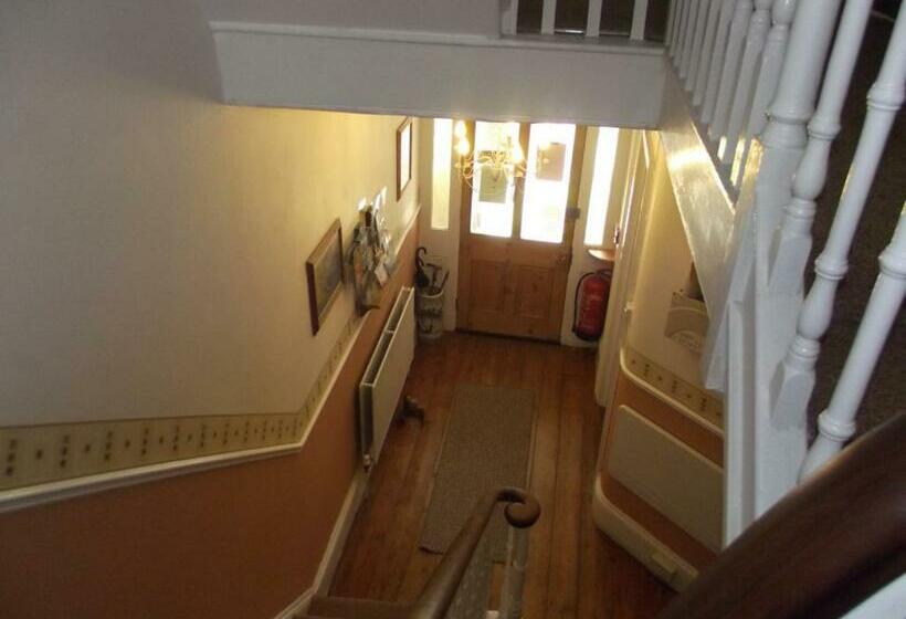 اتاق استاندارد, Beaufort Guesthouse