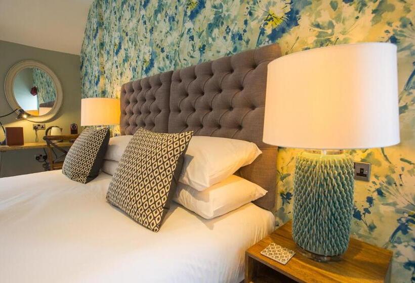 اتاق استاندارد, The Chequers Marlow