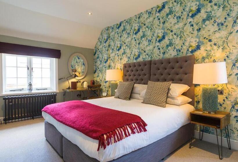 اتاق لوکس, The Chequers Marlow