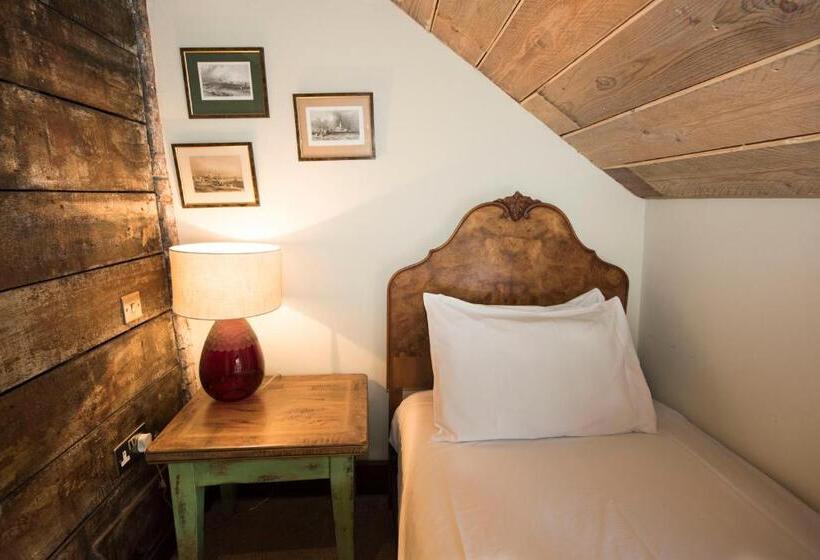 اتاق استاندارد, Alma Inn & Dining Rooms