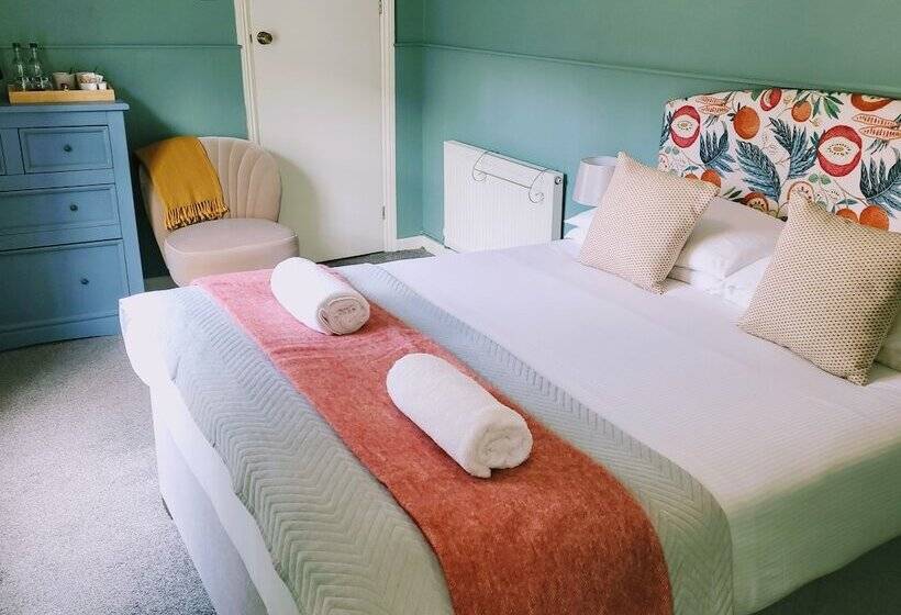 اتاق استاندارد, Jacobs Ladder Inn