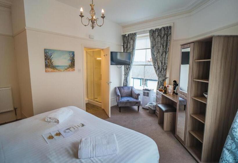 اتاق سوپریور با تخت بزرگ, Johnny Dough's Conwy With Rooms
