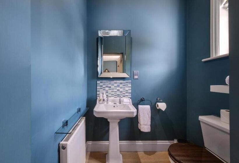 اتاق استاندارد, The Packhorse Inn