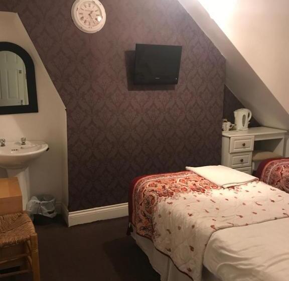 اتاق استاندارد با سرویس بهداشتی مشترک, Acacia Villas Guest House
