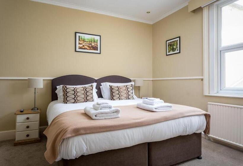 Chambre Triple Standard, Crossways Guest House