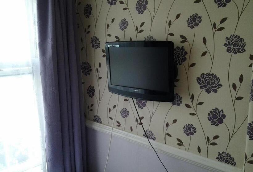 اتاق استاندارد یک نفره, No. 9 Guest House