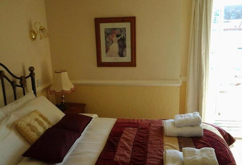 اتاق استاندارد, No. 9 Guest House