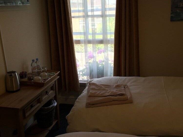 اتاق استاندارد, The New Court Inn