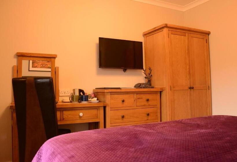 اتاق استاندارد با چشم‌انداز دریاچه, Lochview House