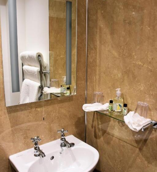 اتاق استاندارد یک نفره, Lochview House