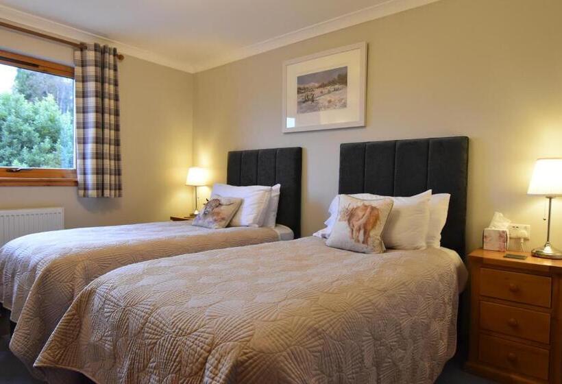 Deluxe Room Mountain View, Lochview House