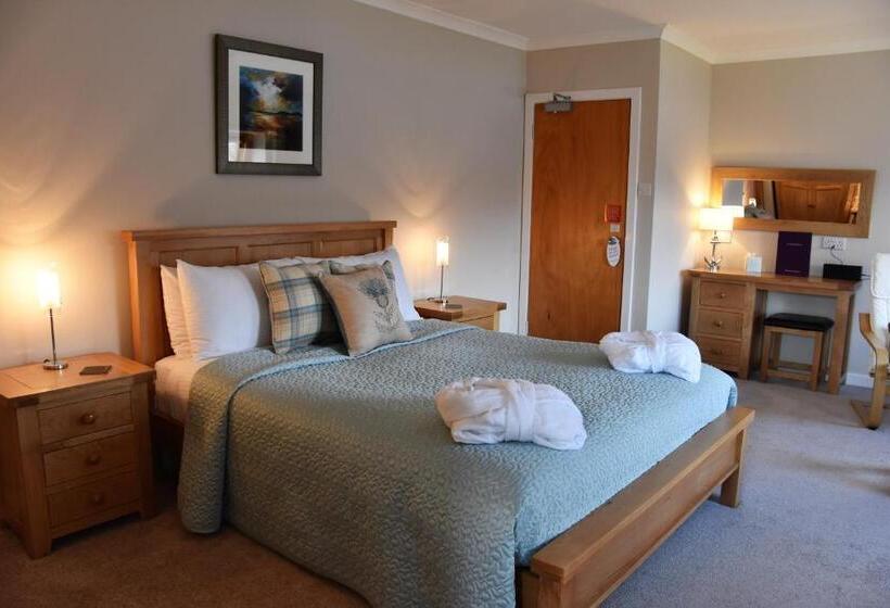 Deluxe Suite King Bed, Lochview House