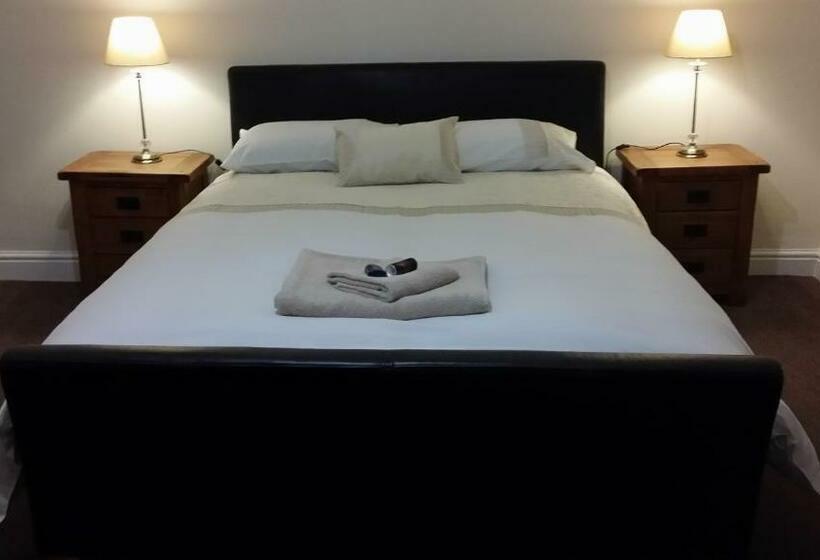 اتاق استاندارد, Roosecote Guest House