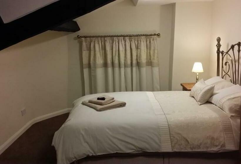 اتاق استاندارد, Roosecote Guest House