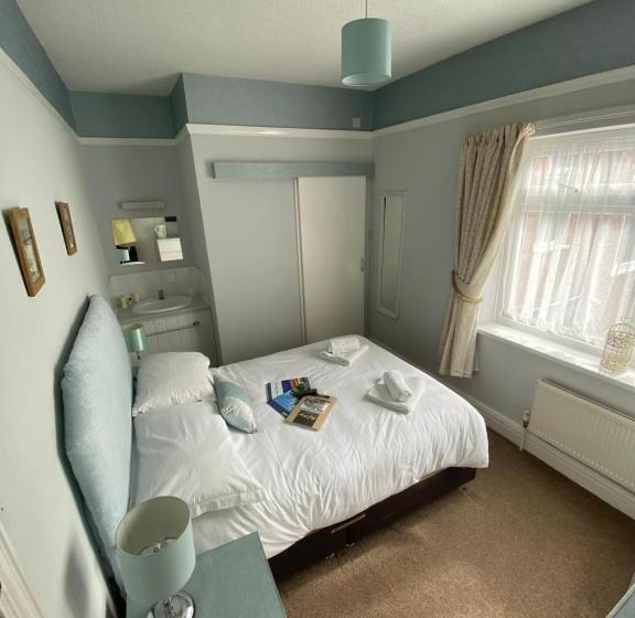 اتاق کلاسیک, The Bayridge Guest House