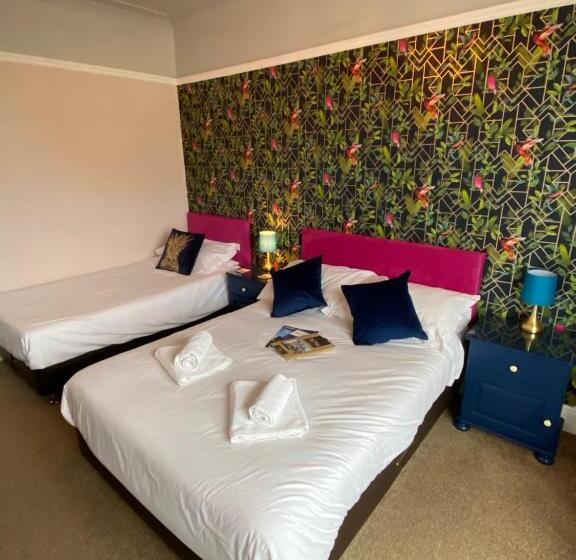 اتاق کلاسیک خانوادگی, The Bayridge Guest House