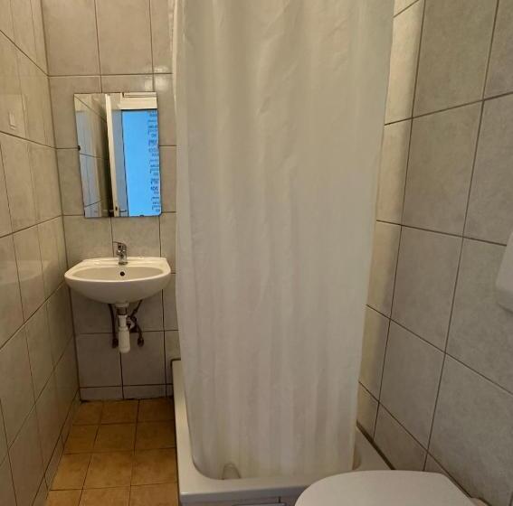اتاق کلاسیک چهارنفره, Bigus