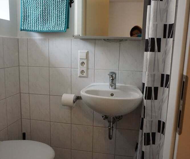 اتاق استاندارد یک نفره, Mitte24